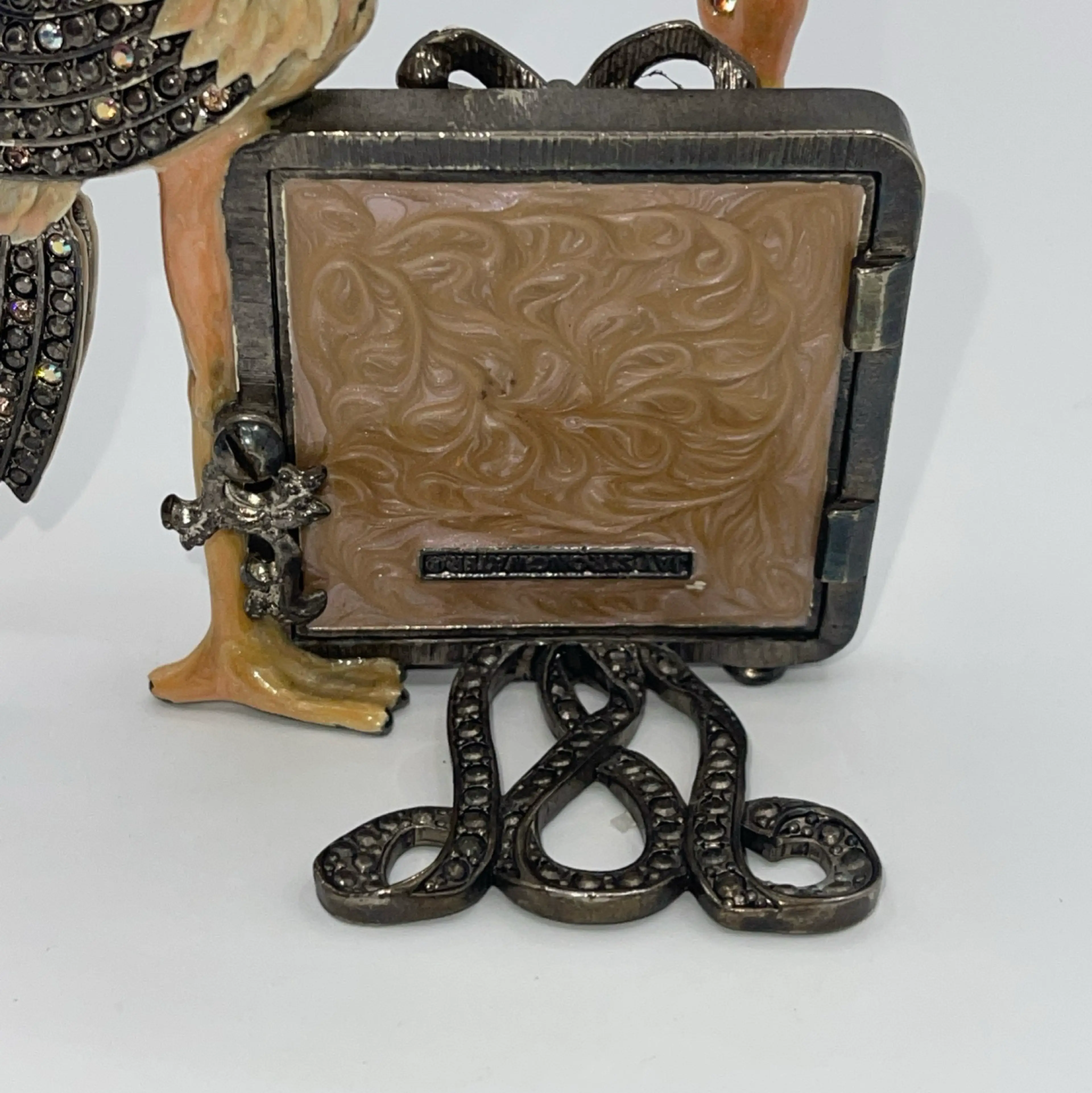 Image 4 of 12