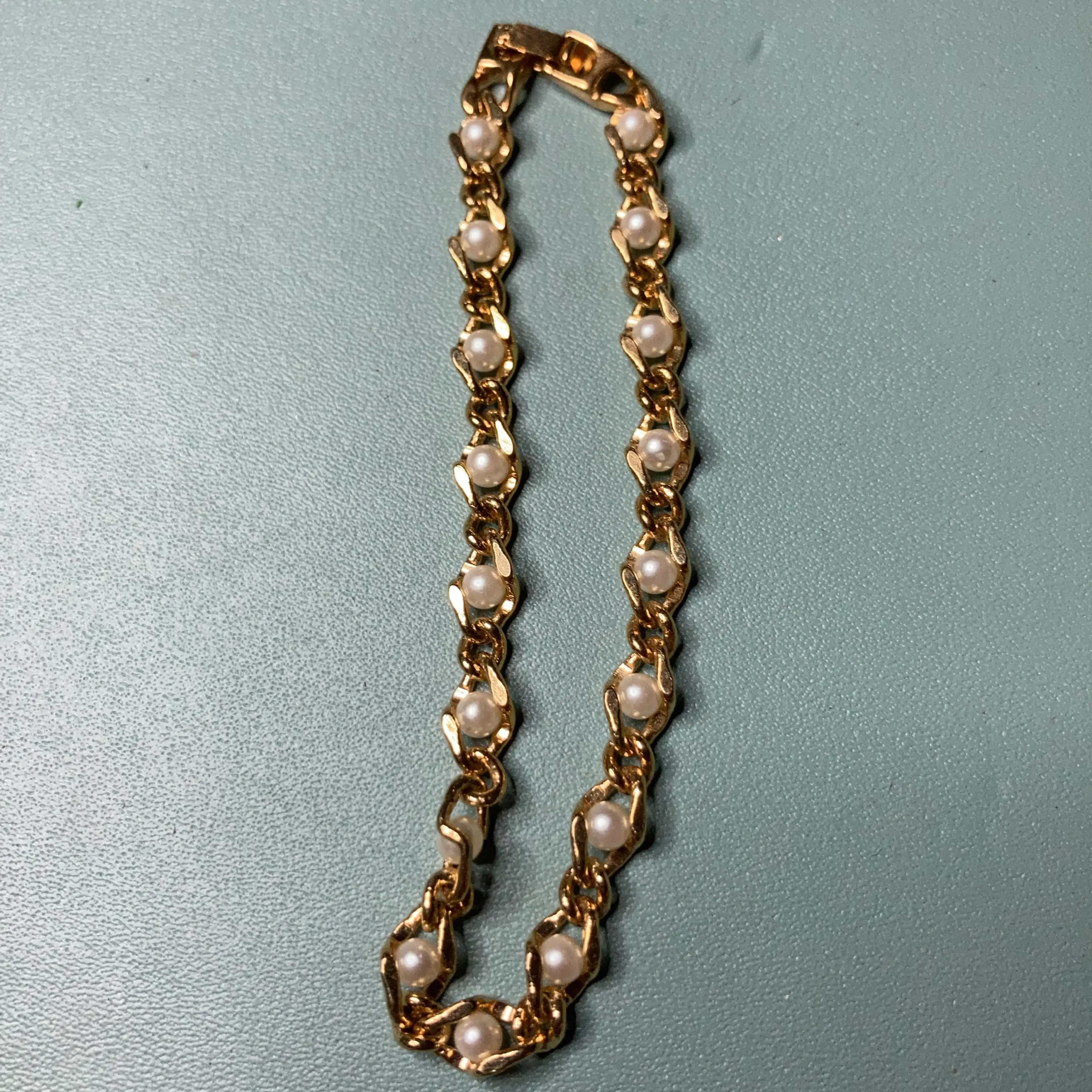 Image 3 of 6