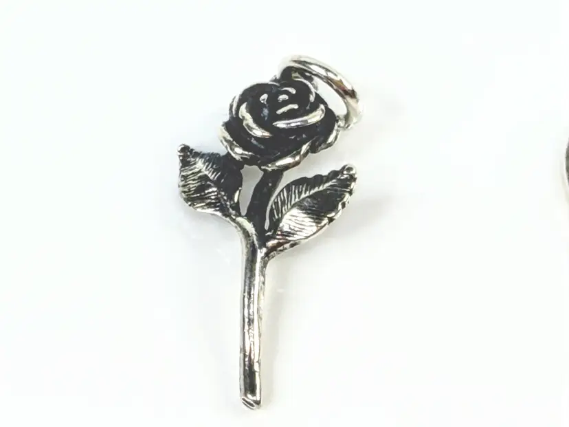 James Avery Sterling Silver Long Stem Rose Flower Charm Jewelry JR2133