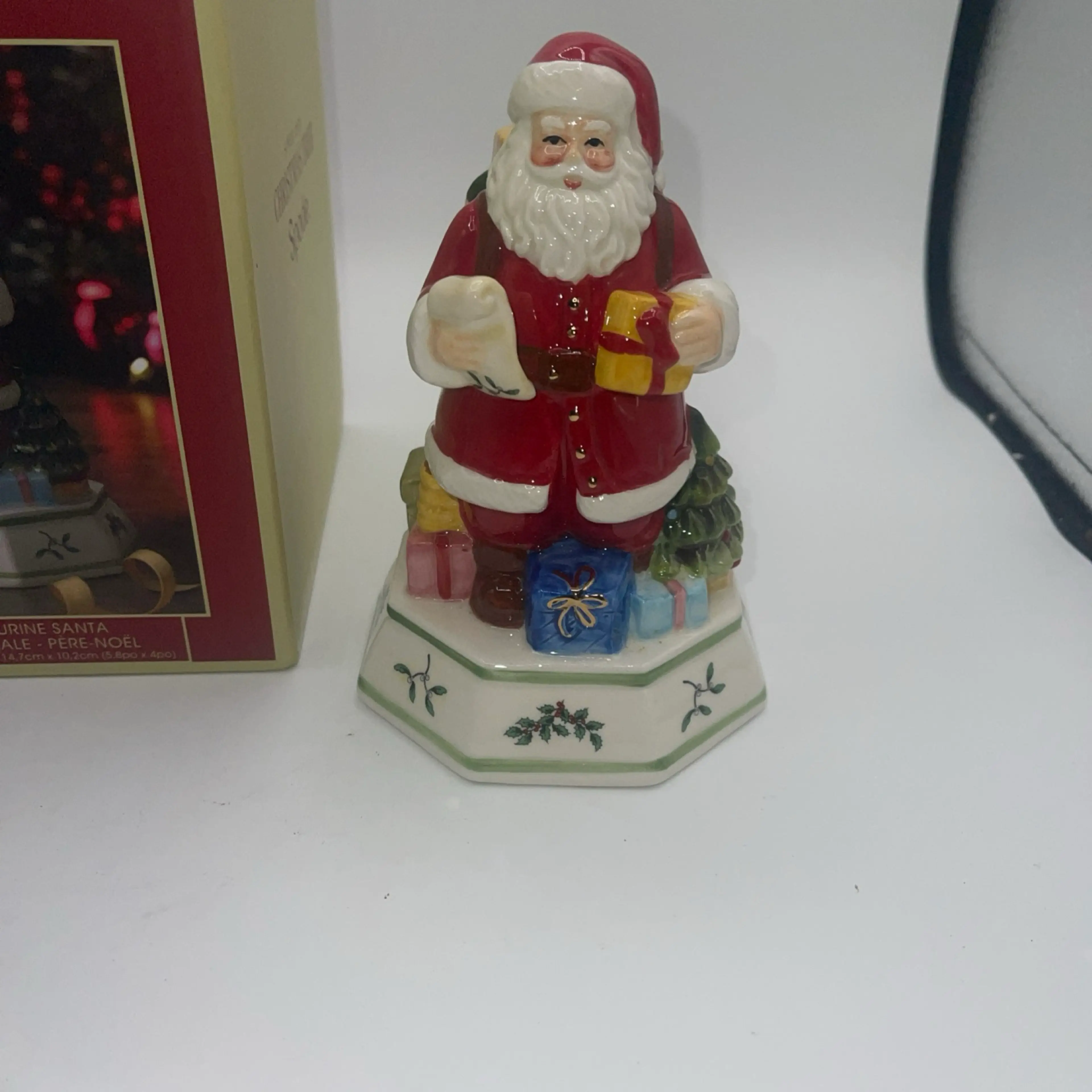 Image 3 of 9