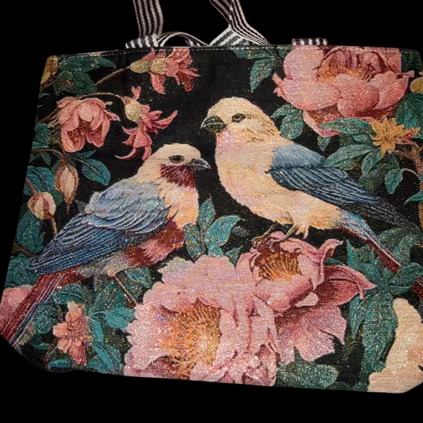 NWOT Elegant SongBird Floral Tapestry Tote