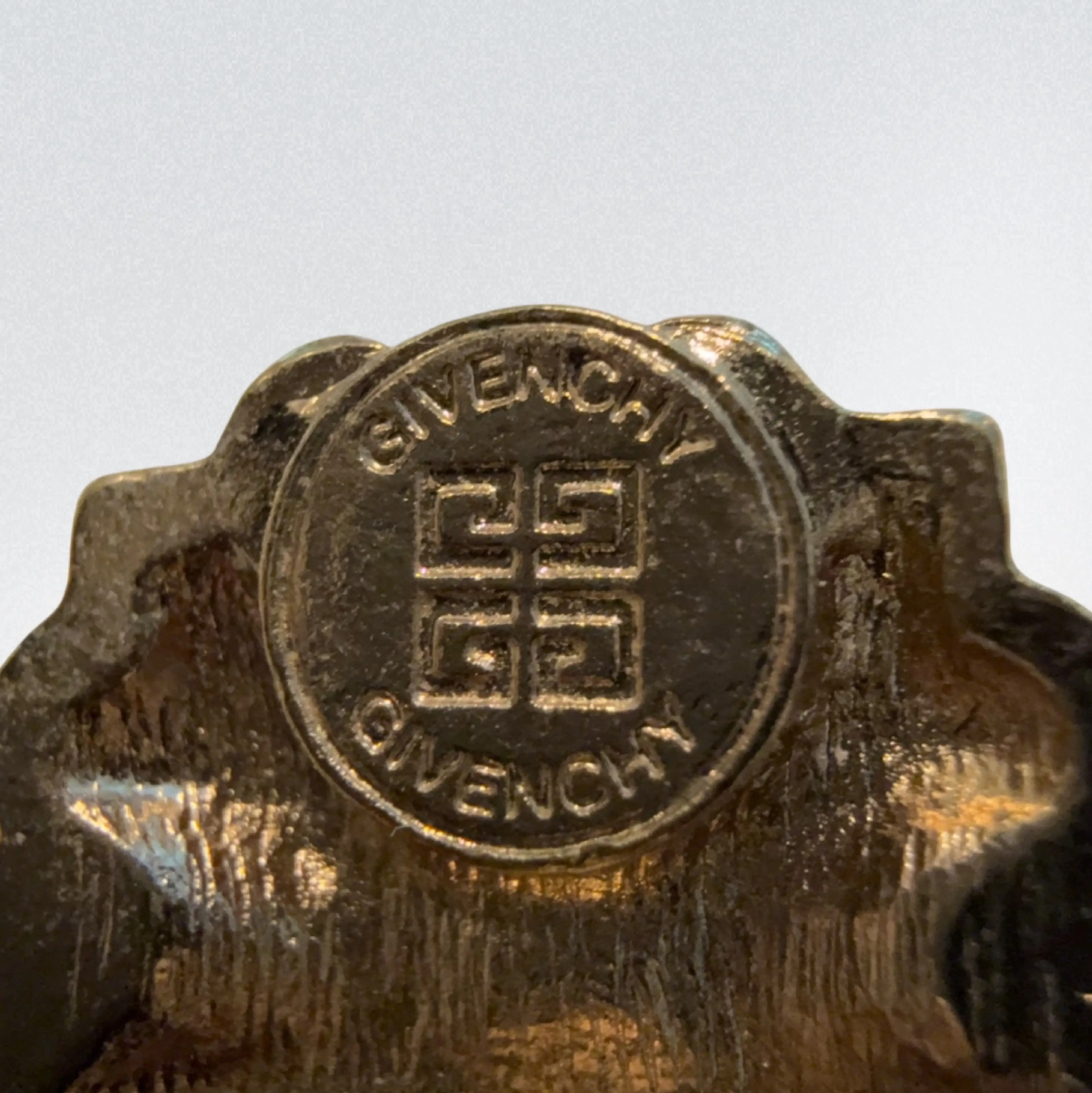Image 4 of 4