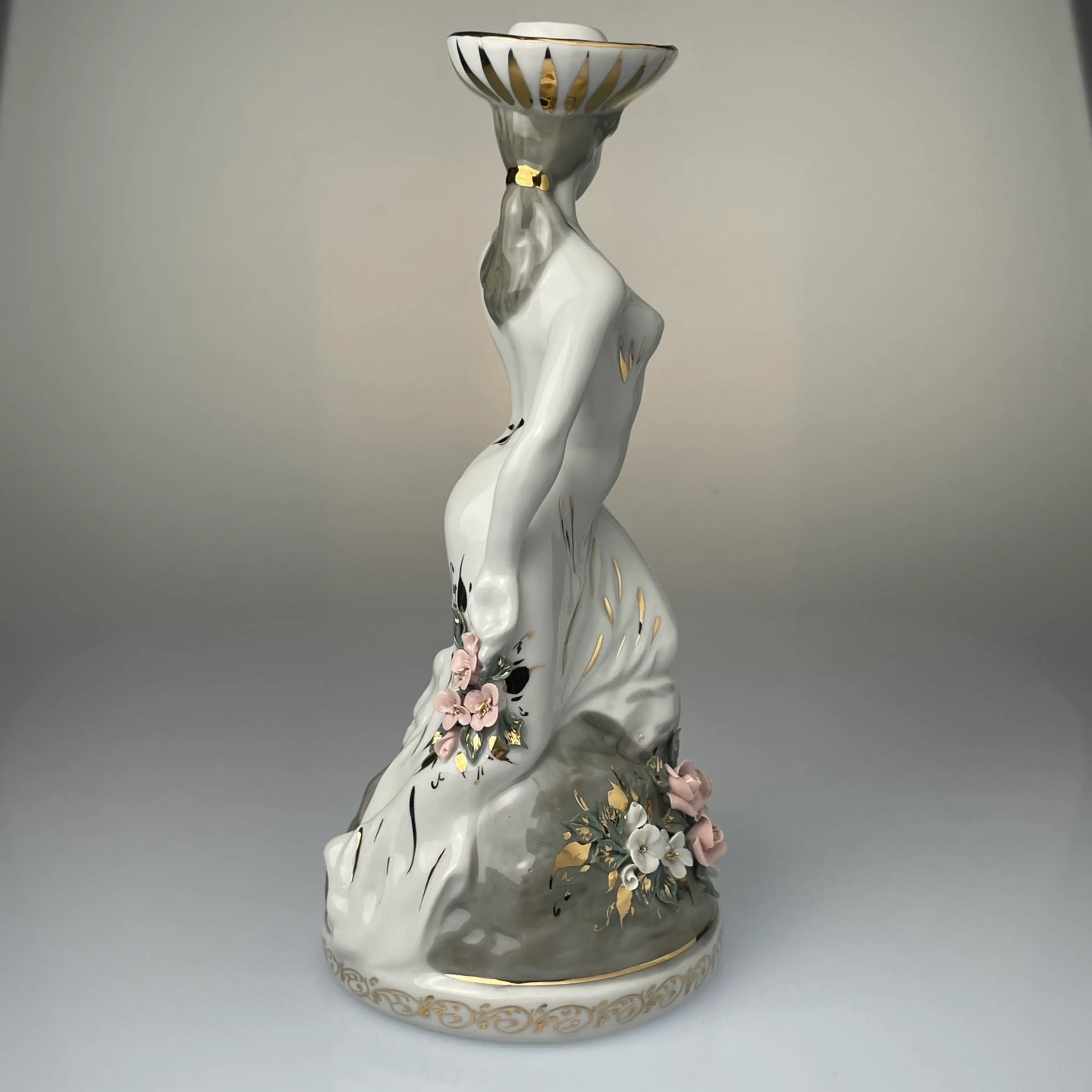 Image 4 of 13