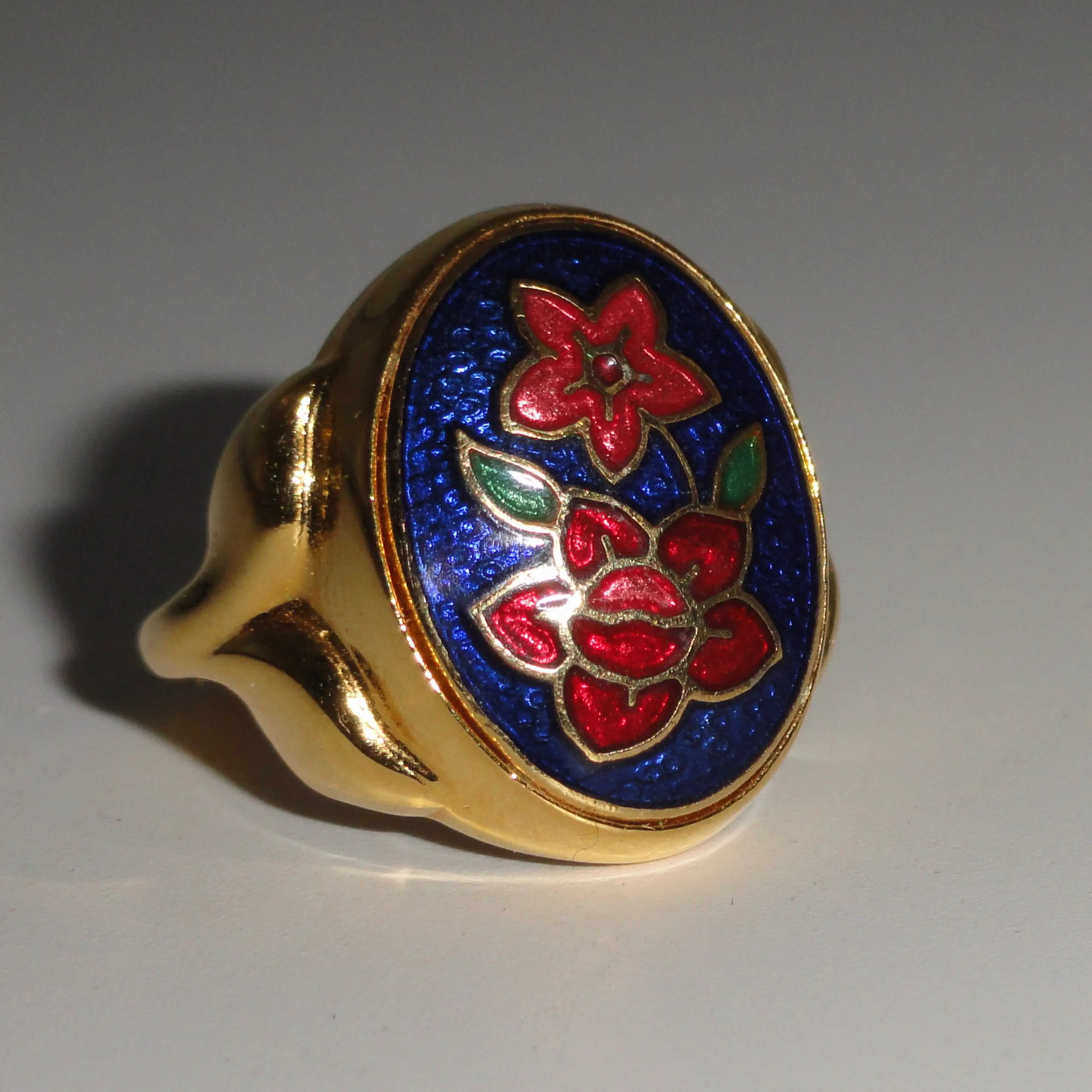 Image 2 of 7