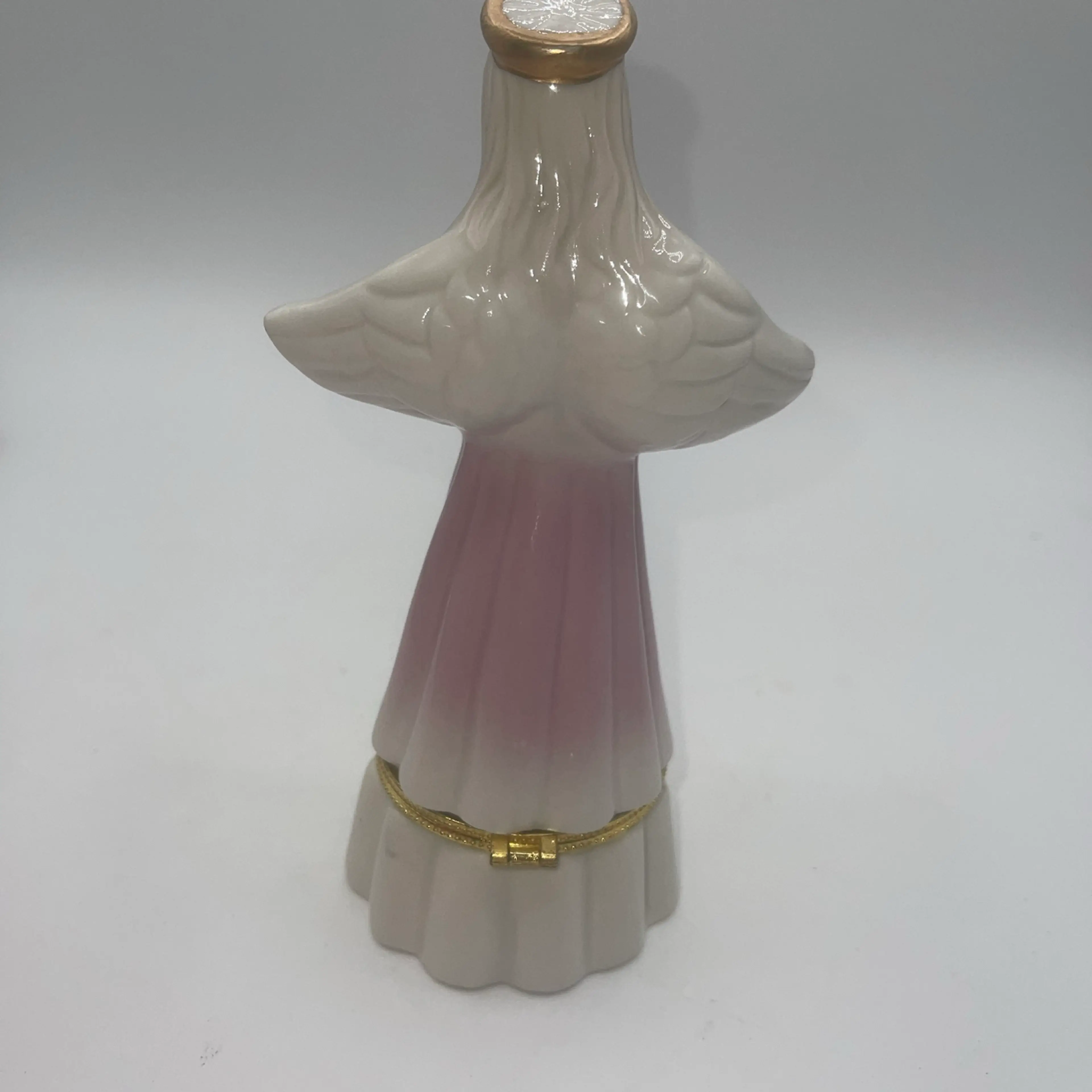 Image 2 of 6