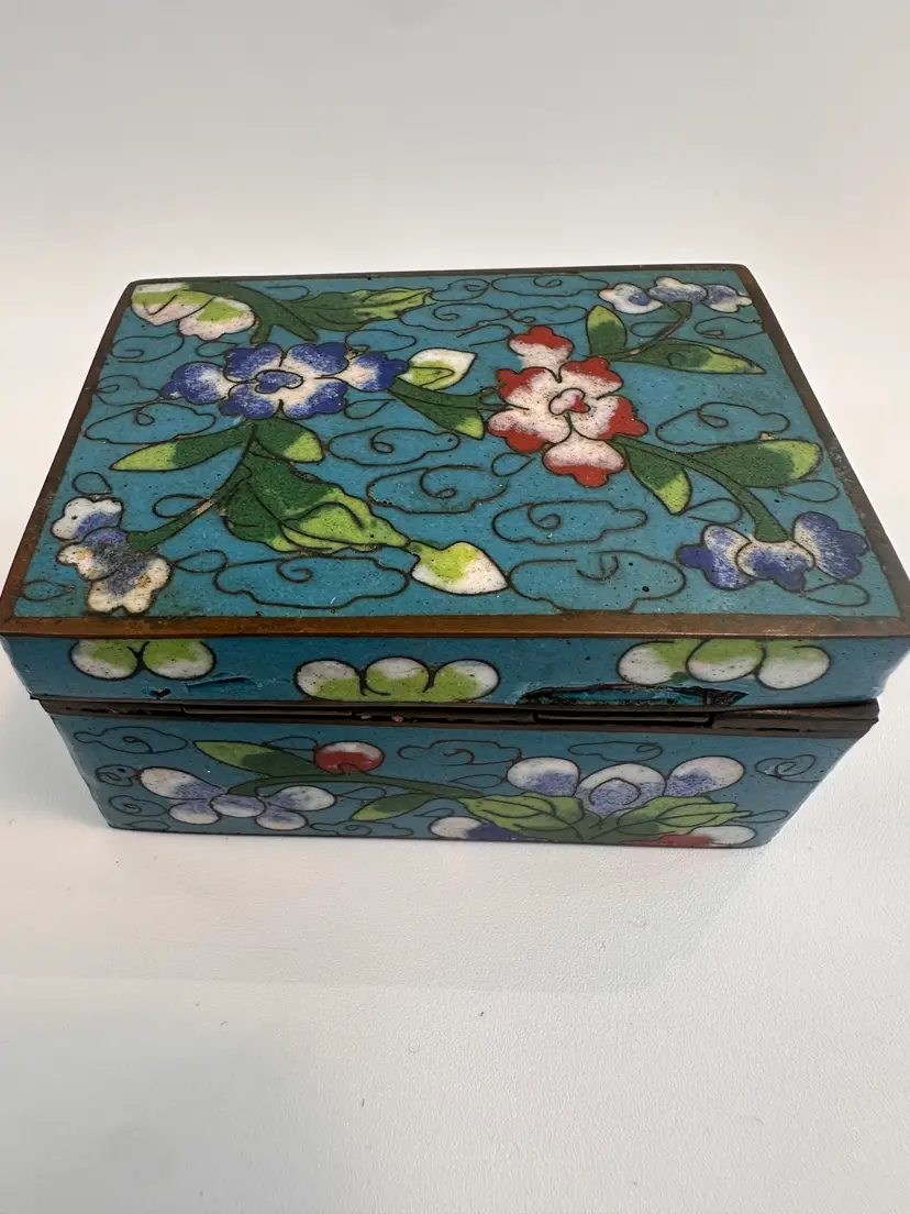 Antique Chinese Cloisonné Floral Trinket Box