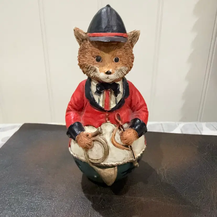 Resin Hunter Fox