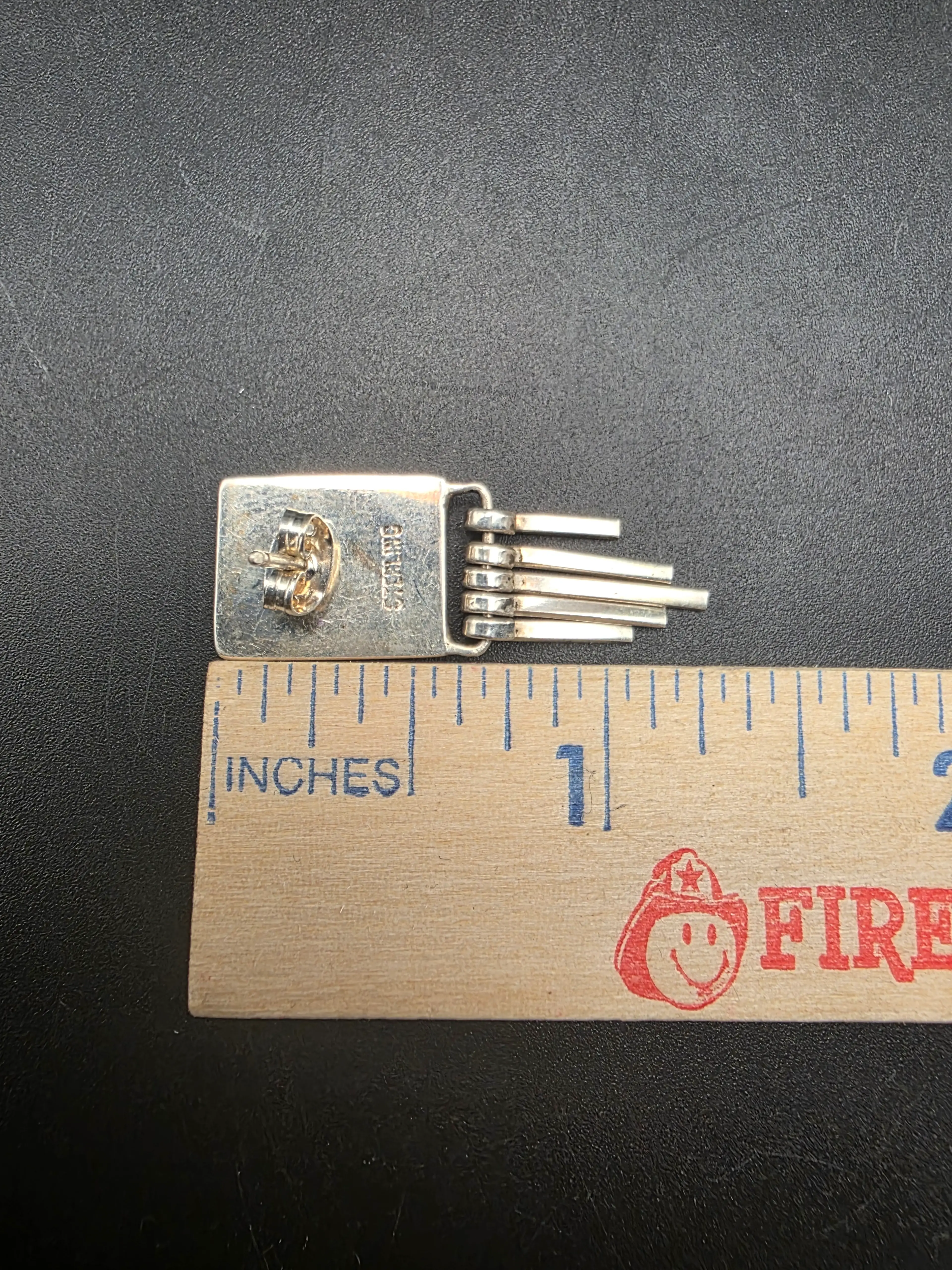 Image 3 of 4