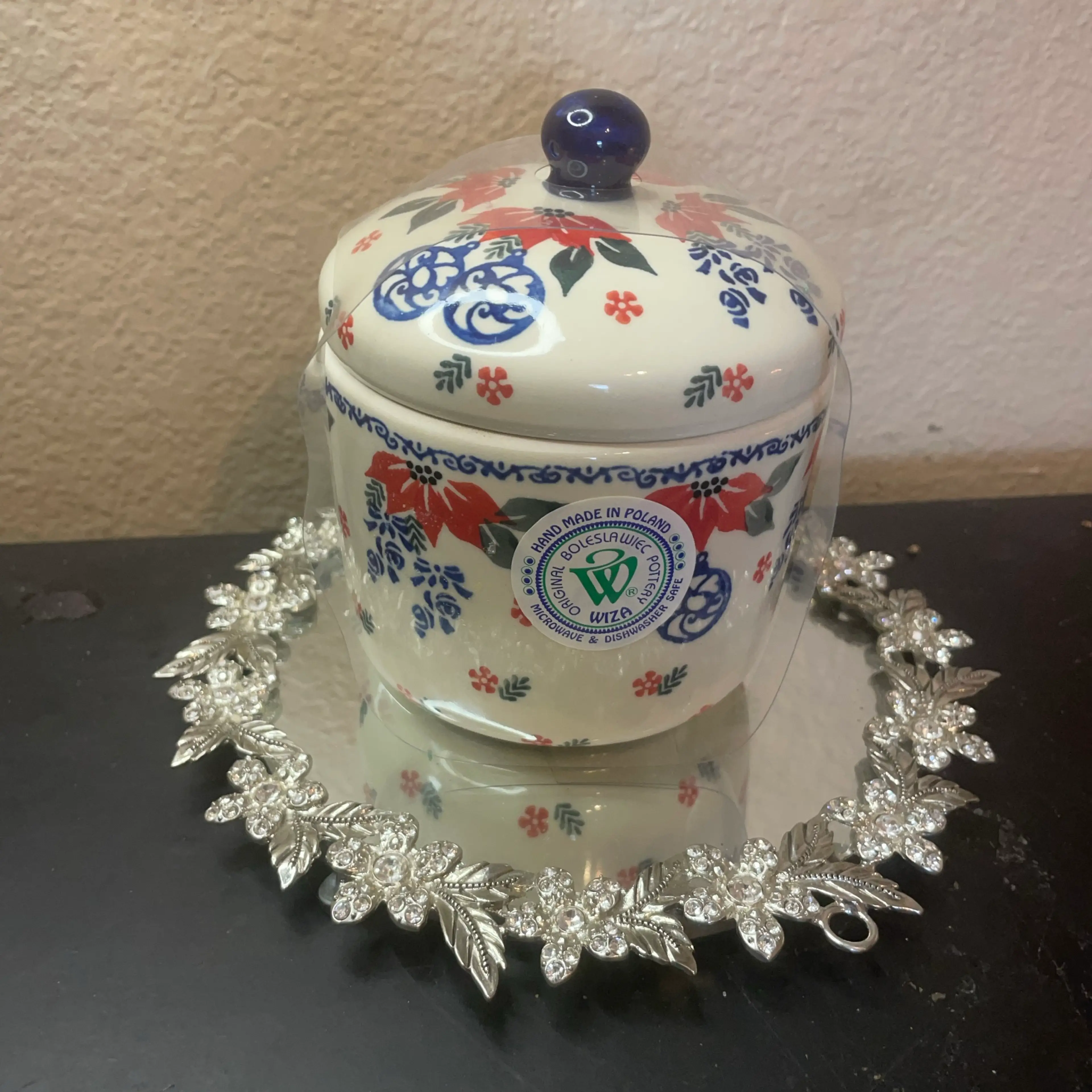 Image 1 of 8