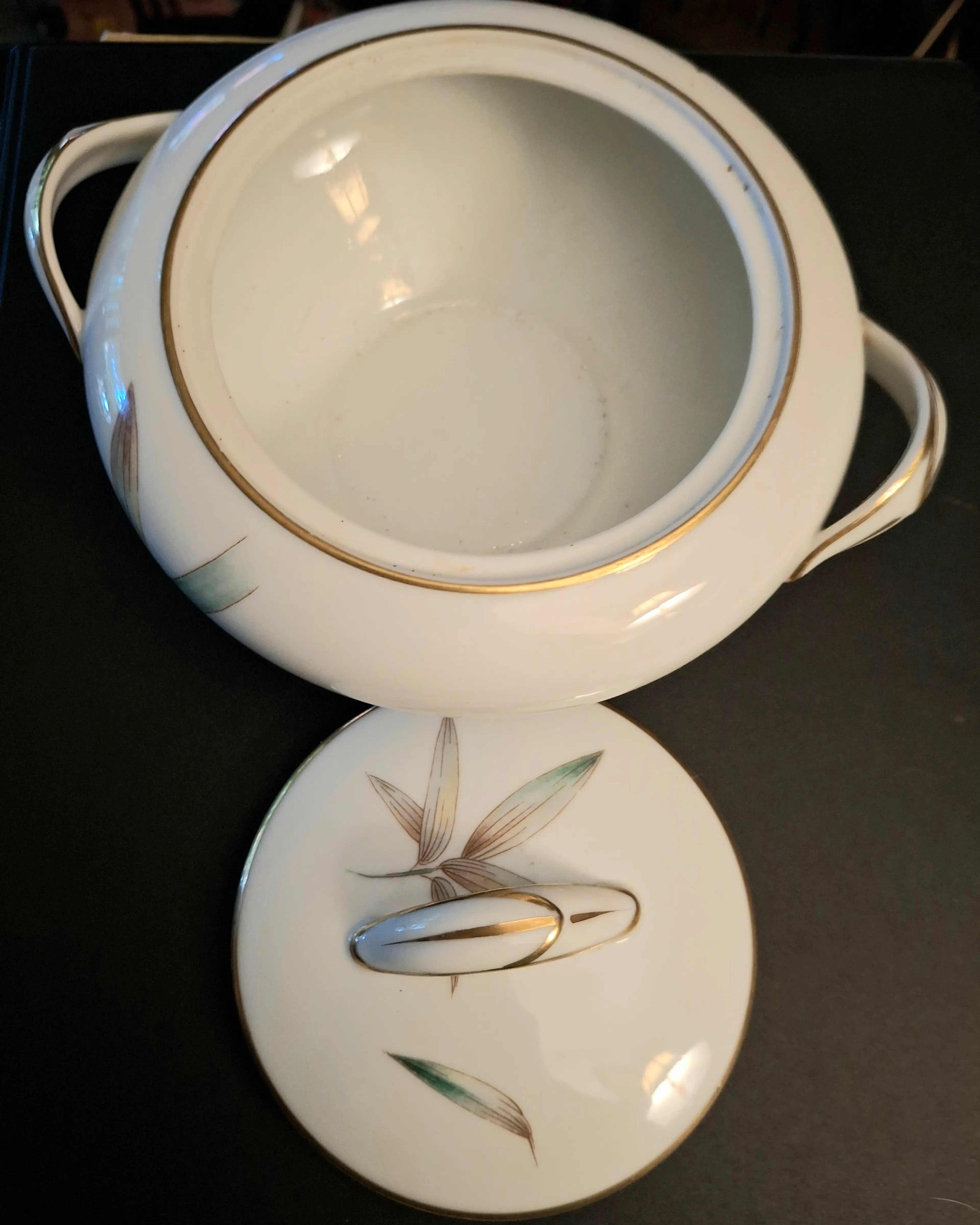 Image 3 of 4