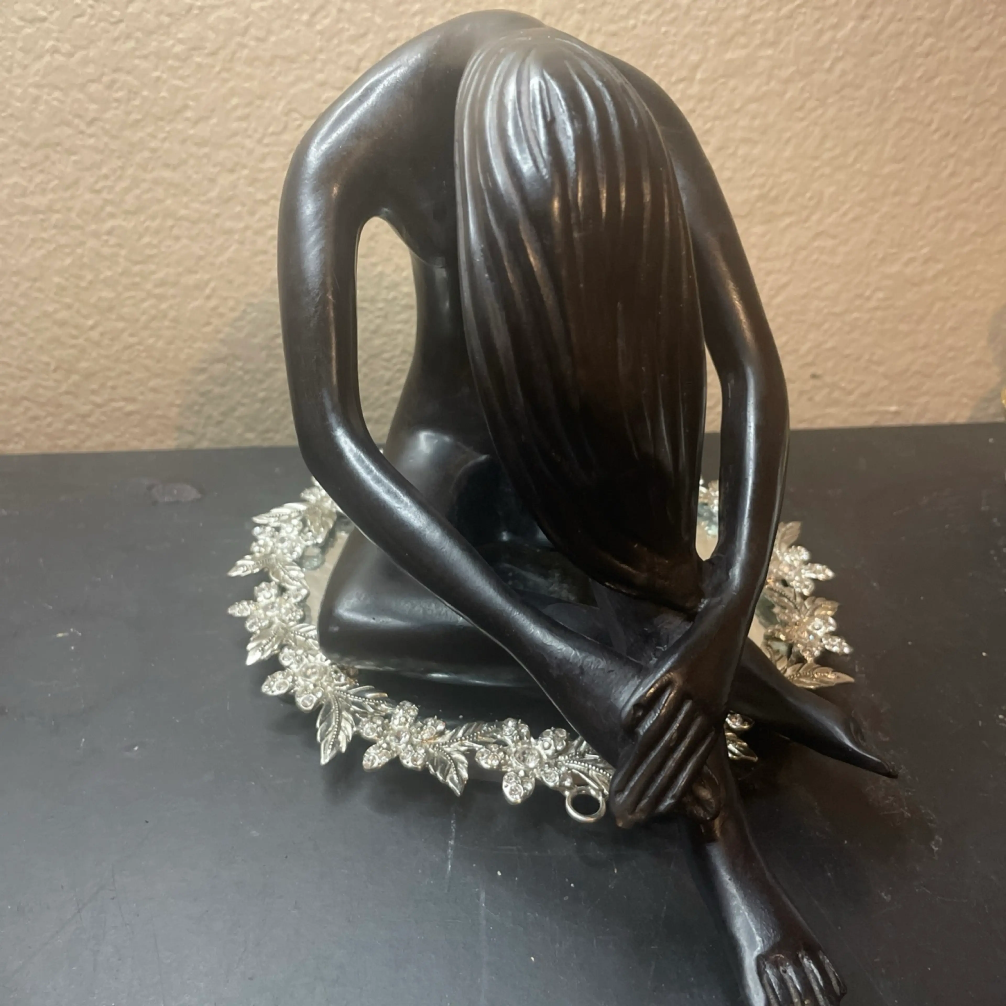 Image 2 of 8