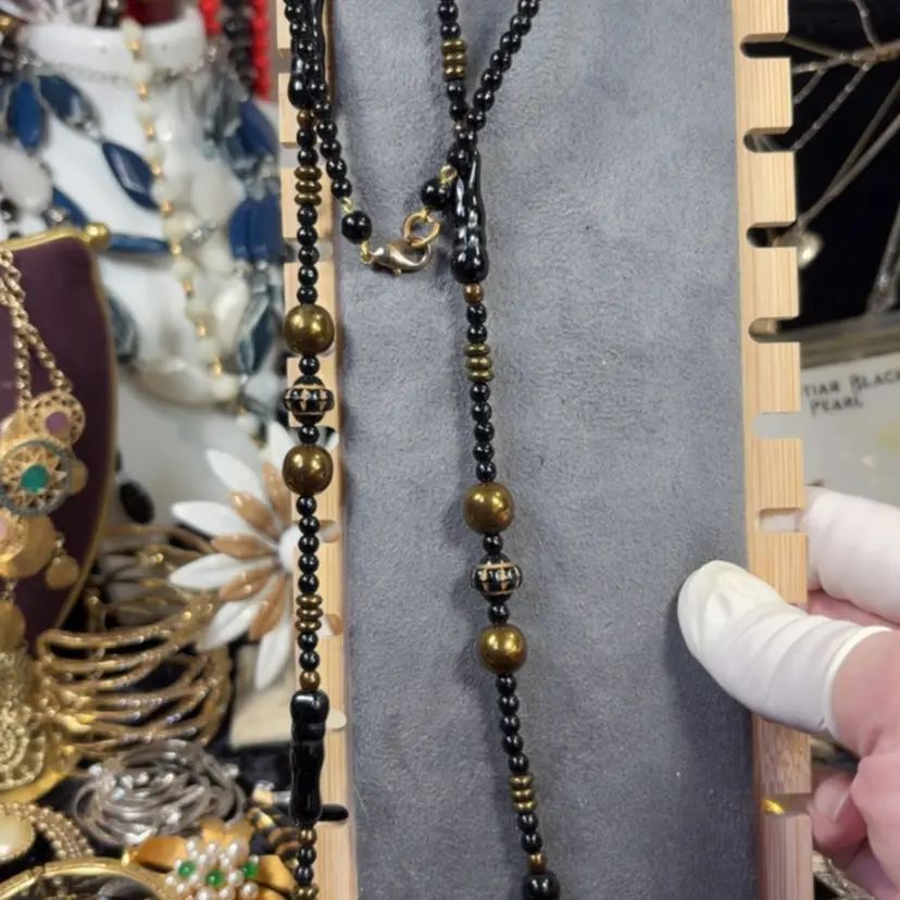 36” Black Beads Gold Tone Accent Beads