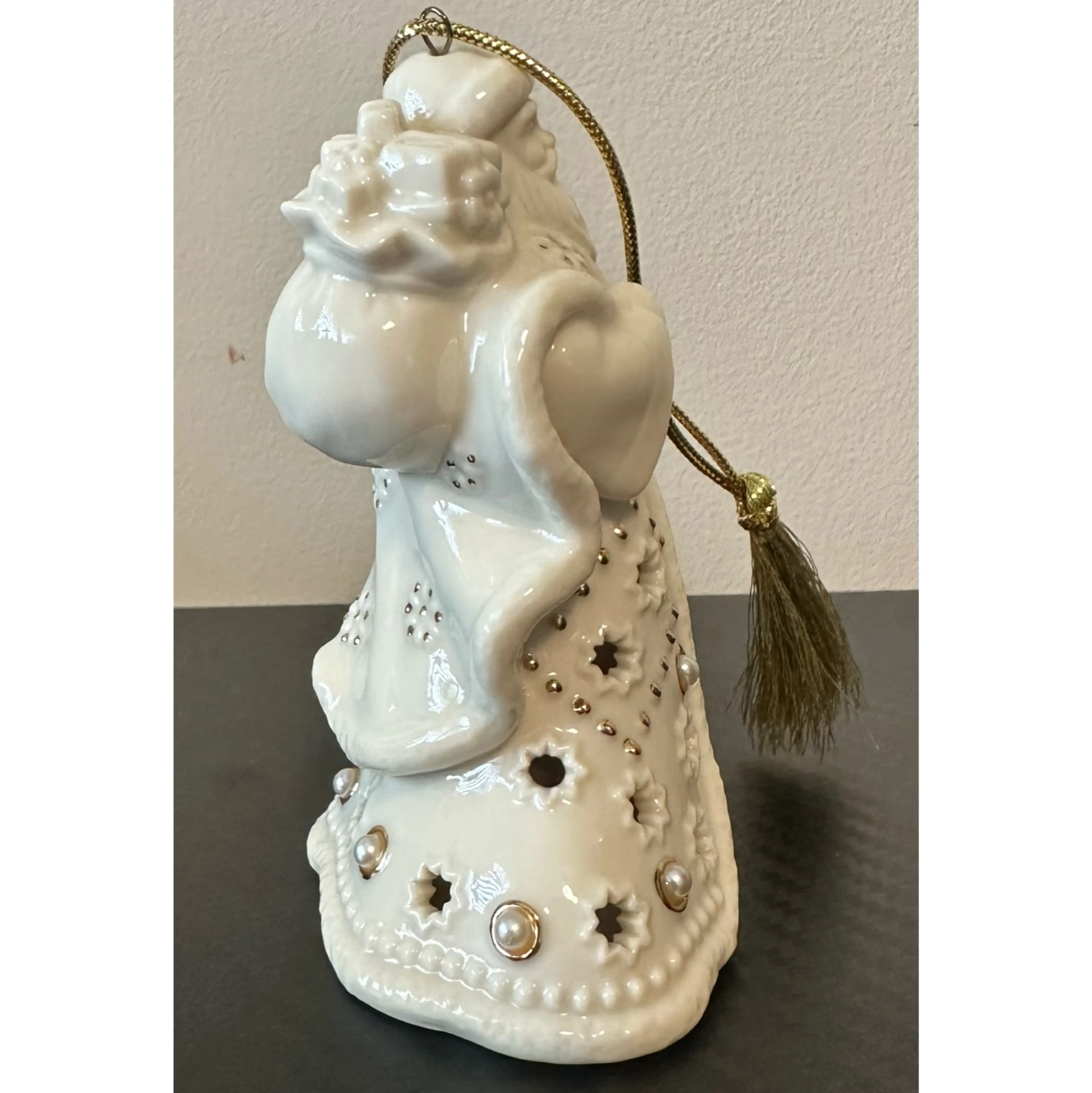 Image 4 of 6
