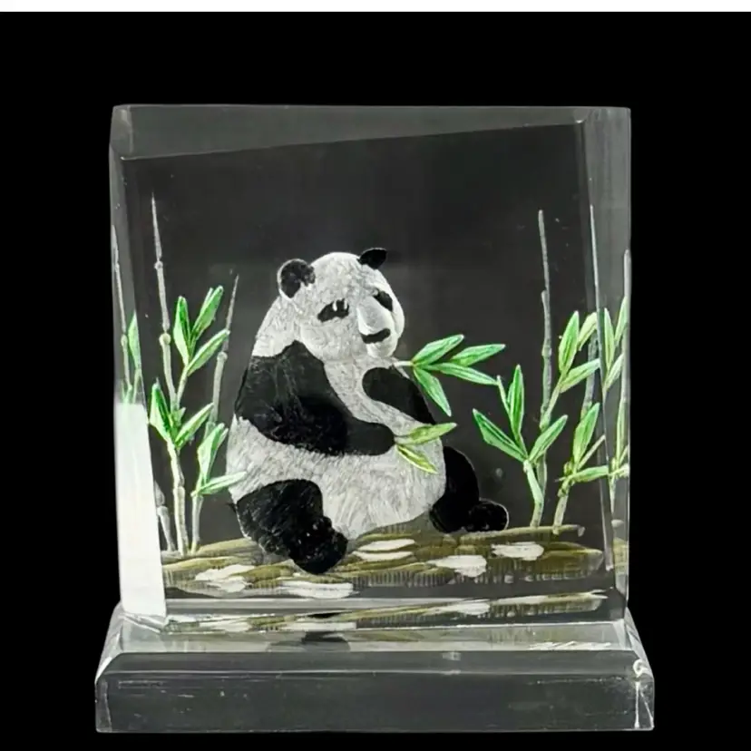 Wald Panda W/Bamboo Lucite Paperweight Reverse Carved & Painted Signed Vintage Read
3.5” T x 3.25” L x 1.75” W