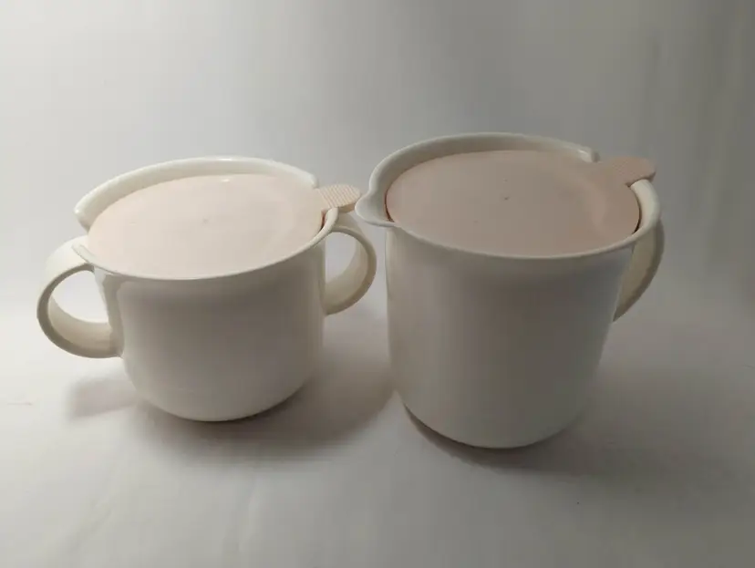 Vtg 1970's Tupperware Creamer and Sugar Bowl with Lids in pink and White