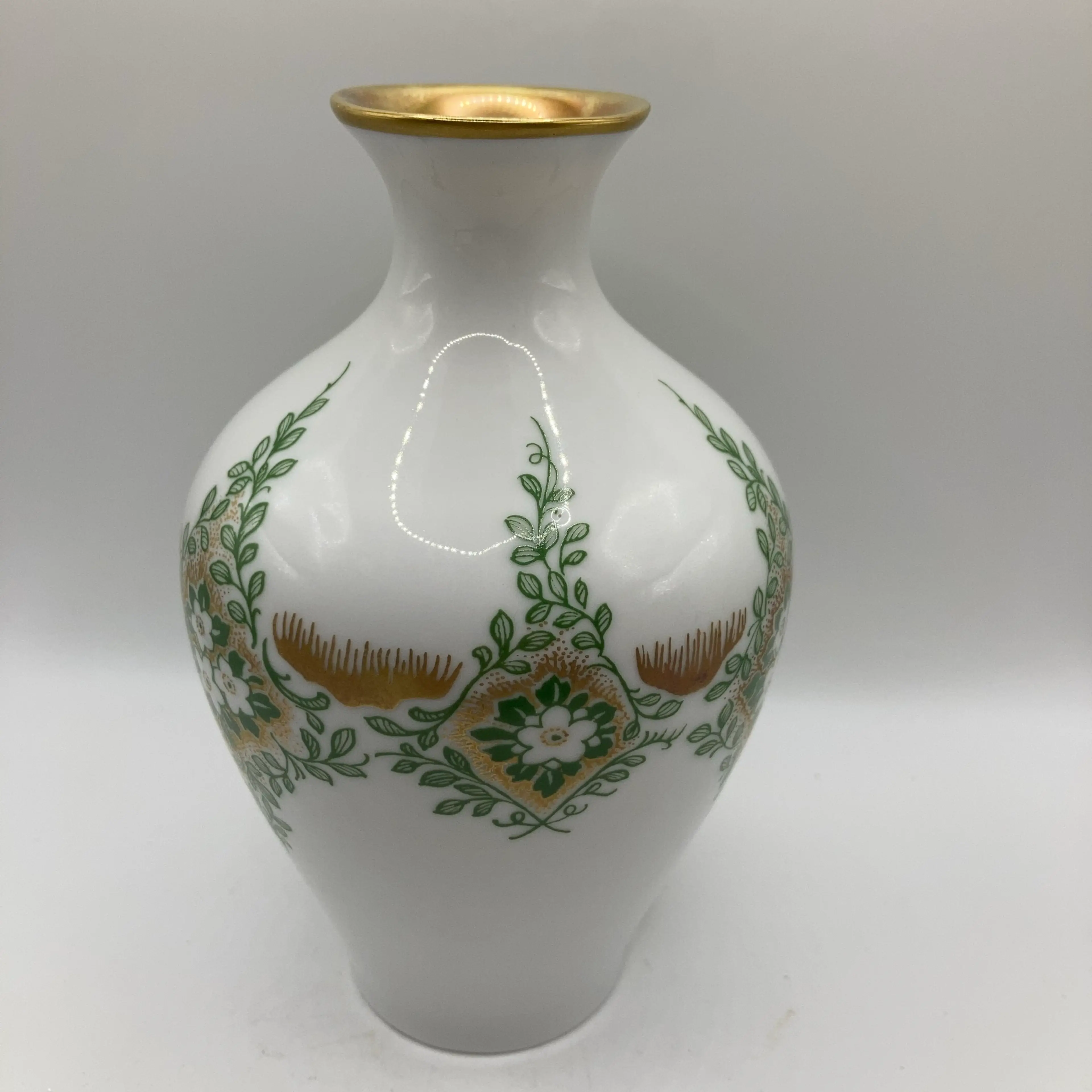 Image 2 of 12
